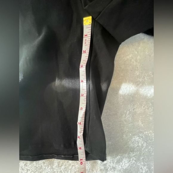 Bermuda Shorts. Ladies Sz Sm - Picture 5 of 5